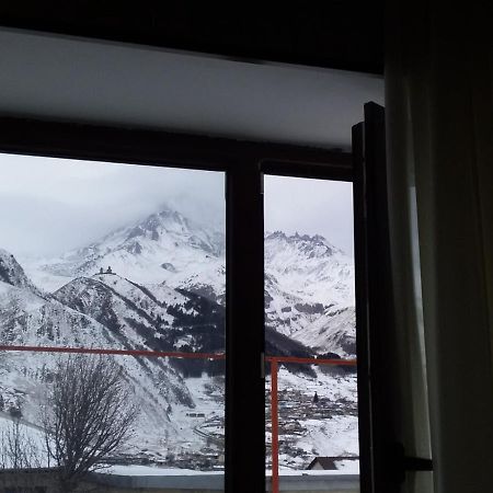 Cozy House Kazbegi Hotel Exterior photo