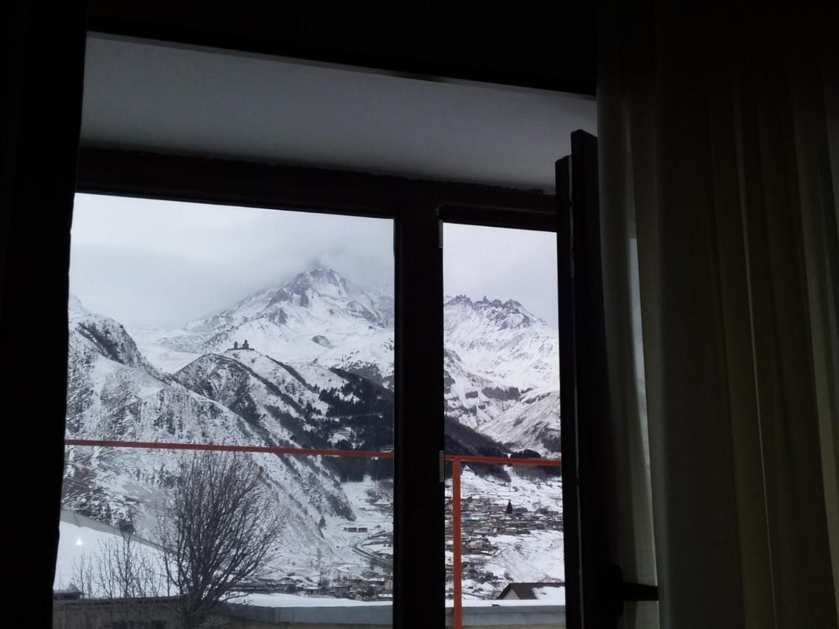 Cozy House Kazbegi Hotel Exterior photo